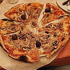 Pizza Salino food