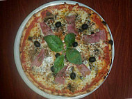 Pizza E Fichi food