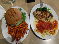 Olivers Eatery food