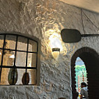 La Taverna Al Porto inside