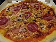 Pizza & Gusto food