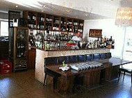 Raphael's Restaurant und Weinbar inside