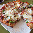 Flippers Pizzeria food