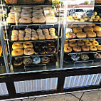 Winchell's Donut House food