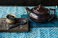 Kanuka Tea inside