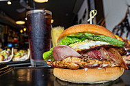 Little Vegas Burger & Bar food