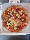 Pizzeria Carlo food