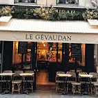 Le Gevaudan inside