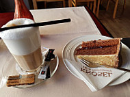 Cafe Knosel food