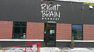 Right Brain Brewery outside