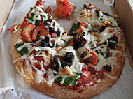 Pizza Port Ocean Beach food