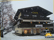Cafe & Jugendpension Hoadacher outside