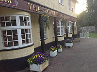 The Royal Oak outside