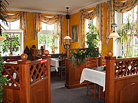 Apollon Restaurant inside