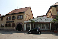 Hotel & Restaurant Winzergarten outside