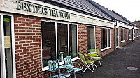 Bexter's Tea Room outside
