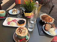 La Table Du Boulanger food