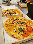 Pizzeria Cortina food