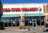 Cold Stone Creamery outside