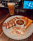 Auburn Draft House food