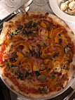 Restaurant-Pizzeria Sonne food