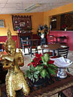 Thai Chang inside