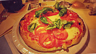 Pizzeria La Puglia food