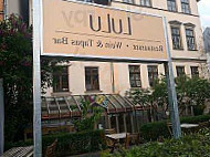 Lulu Restaurant, Wein Tapas Bar food
