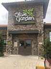 Olive Garden Italian outside