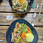 Madami - Mom's Vietnamese Kitchen food