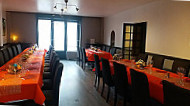 Restaurant Bar Et Chambres D’hôtes Près Castres L'auberge Des Salvages inside