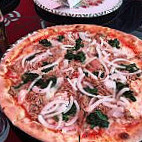 Pizzeria Bella Italia food
