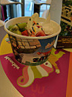 Mochiberri Frozen Yogurt food