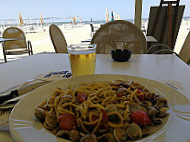 Paradiso Beach Cafe food