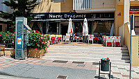 Nueve Dragons outside