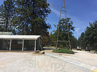 The Happy Apple Kitchen outside