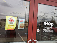 Ihop outside