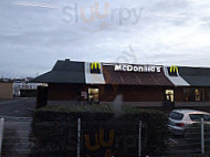 Mcdonald’s Saint Nazaire outside