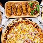 Fireaway Designer Pizza Biggleswade food