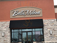 Bella Milano O'fallon outside