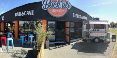 Le Bock'ale outside