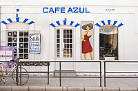 Café Azul outside