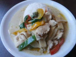 Zabele Thai Food food