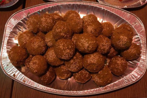 Yalla Habibi food