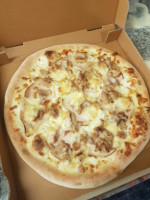 Pizza Pinos food