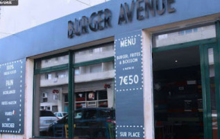 Burger Avenue outside