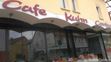 Cafe Und Confiserie Kuhn outside