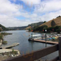 Lake Chabot Marina Cafe outside