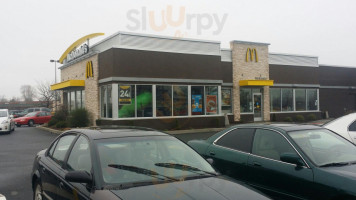 Mcdonald's outside