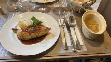 Du Château food